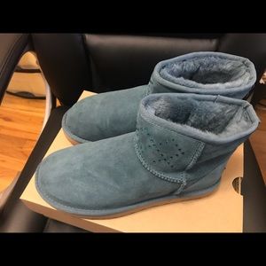 UGG Classic Mini Crystal Diamond- Emerald (8)